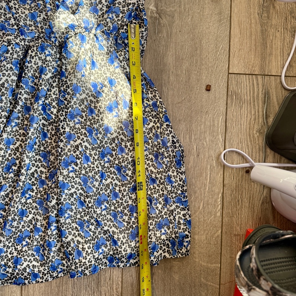 Express Blue and White Floral Long Sleeve Dress - Picture 9 of 9
